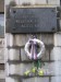 06_2704_x21_Praha 6, Zelená 1570-4a, pilíř před domem,.jpg